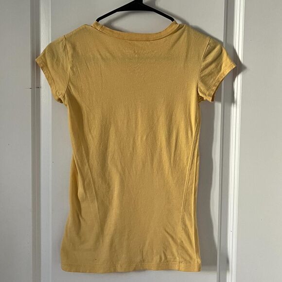 Vintage Y2K Butter Yellow Short Sleeves Form Fitting Graphic Tee Aeropostale XS - Picture 2 of 6